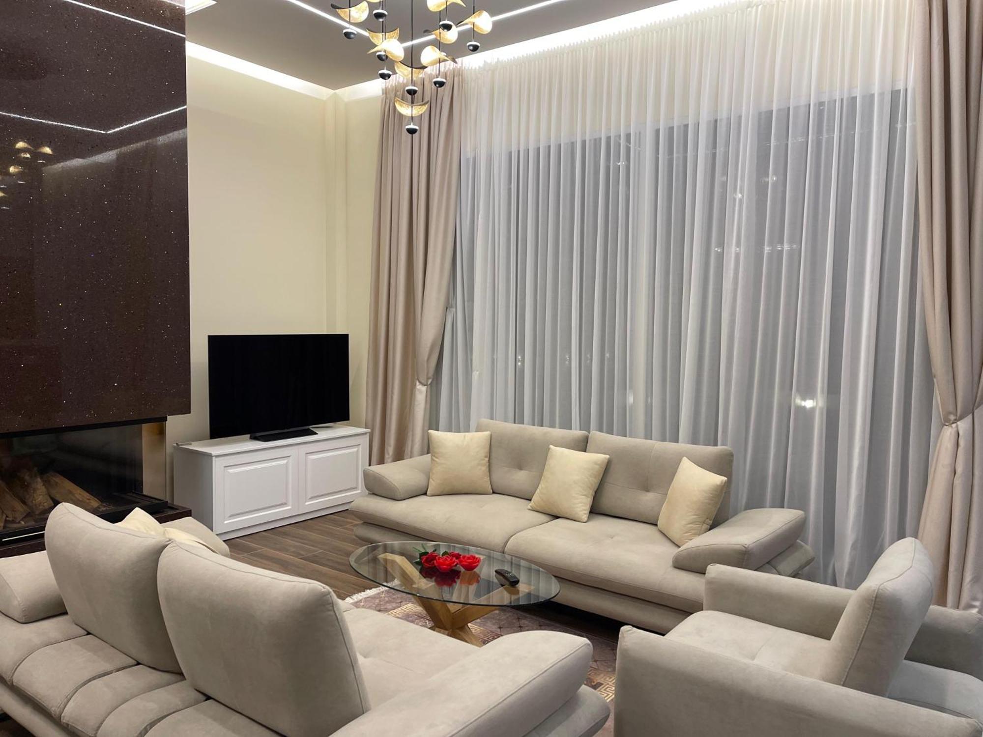 Top Villas Durres *