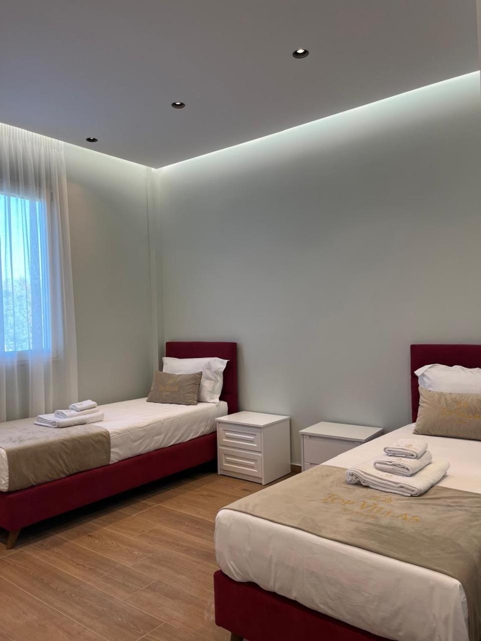 Top Villas Durres * Durrës