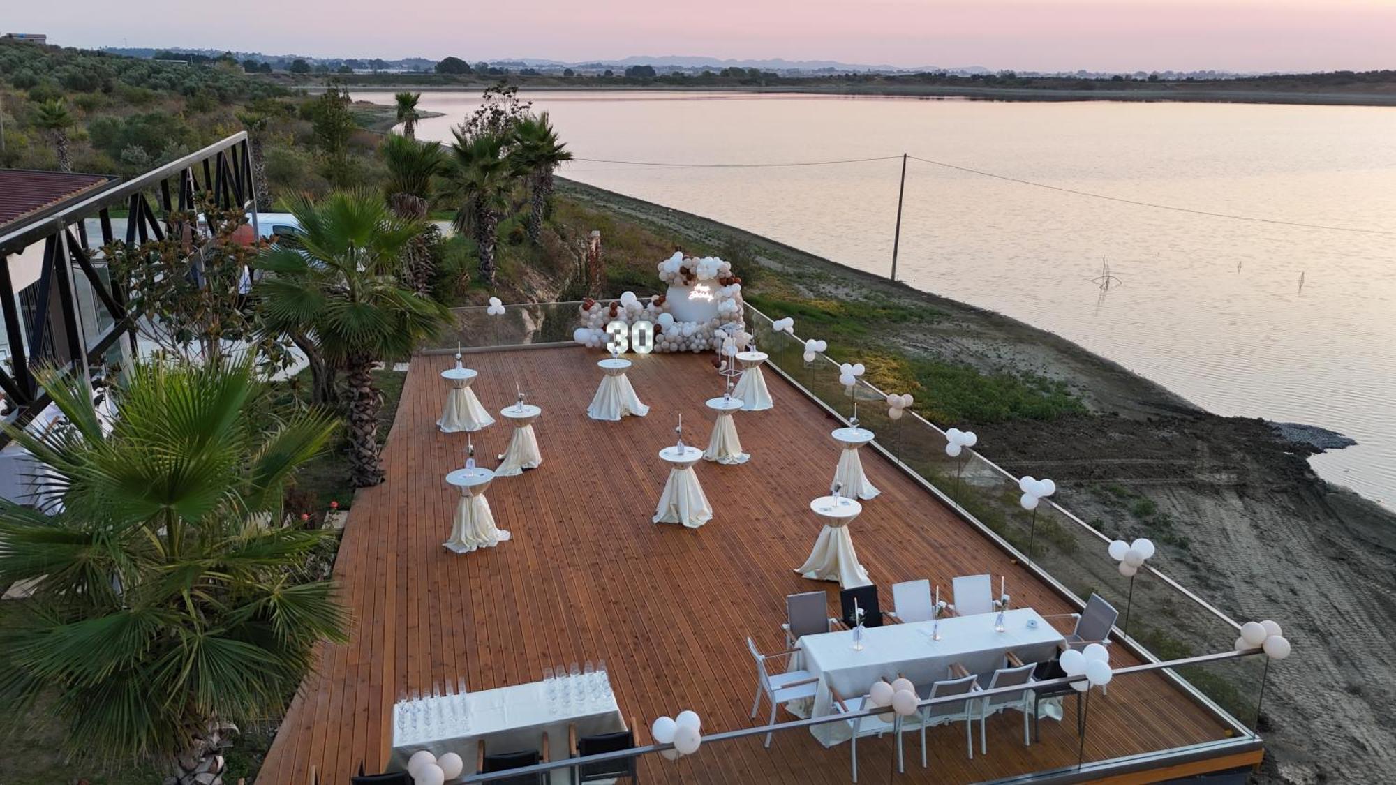 Top Villas Durres *
