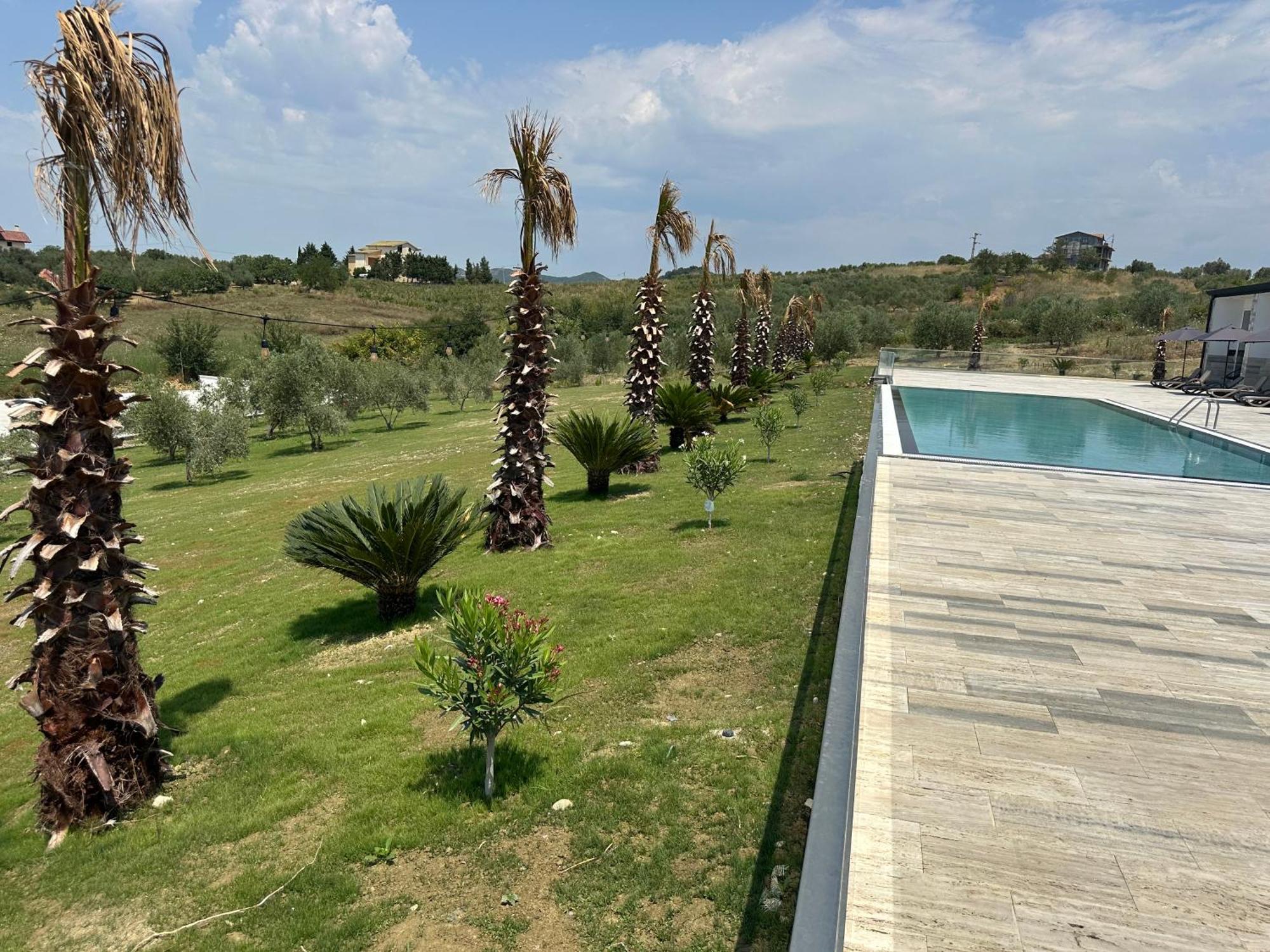 Top Villas Durres Rezort *