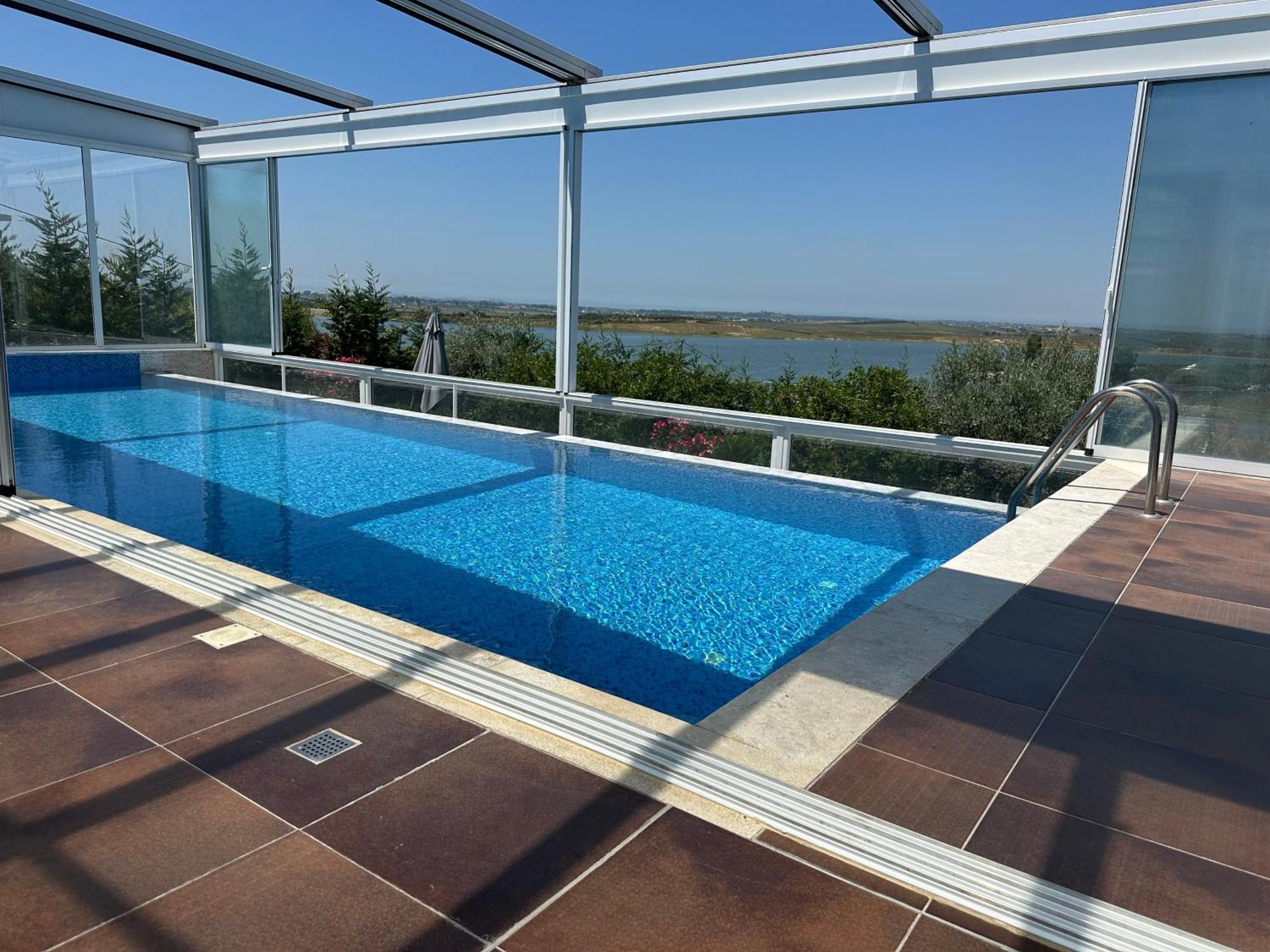Top Villas Durres * Durrës