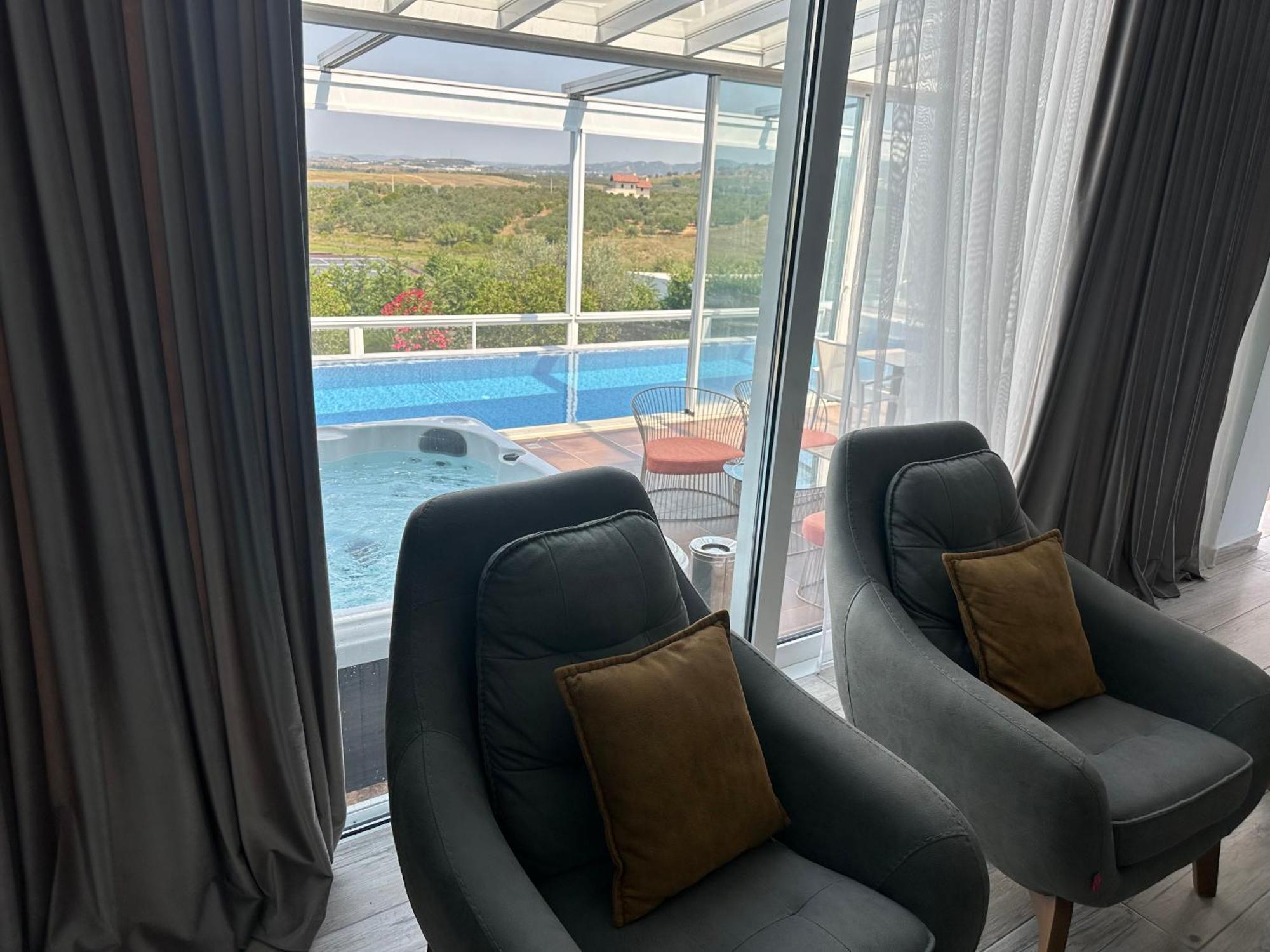 Rezort Top Villas Durres *