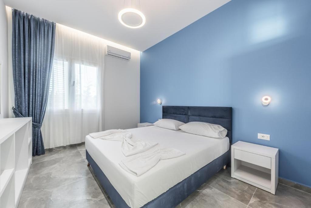 Villaer Top Villas Durres *