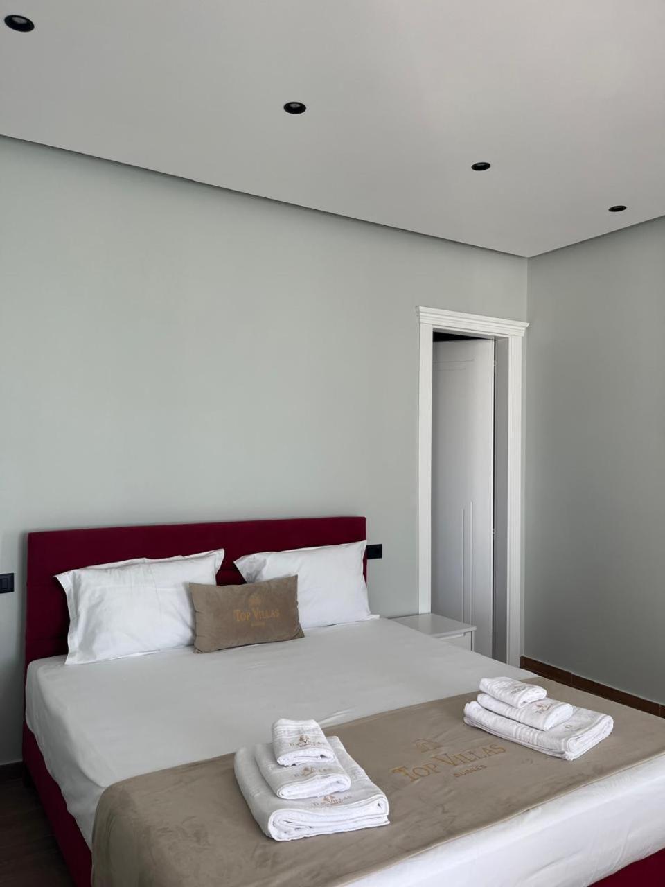 Villaer Top Villas Durres Durrës